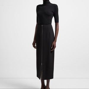 Versatile Pencil Midi Skirt